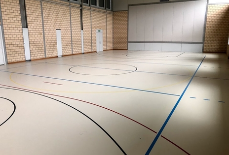 Sporthalle Busswil